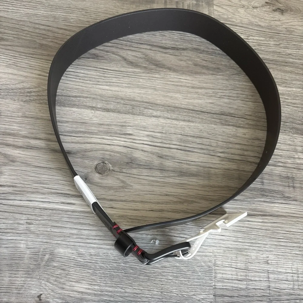 GUESS Black Genuine Leather Belt Size Medium 34-36 NWT